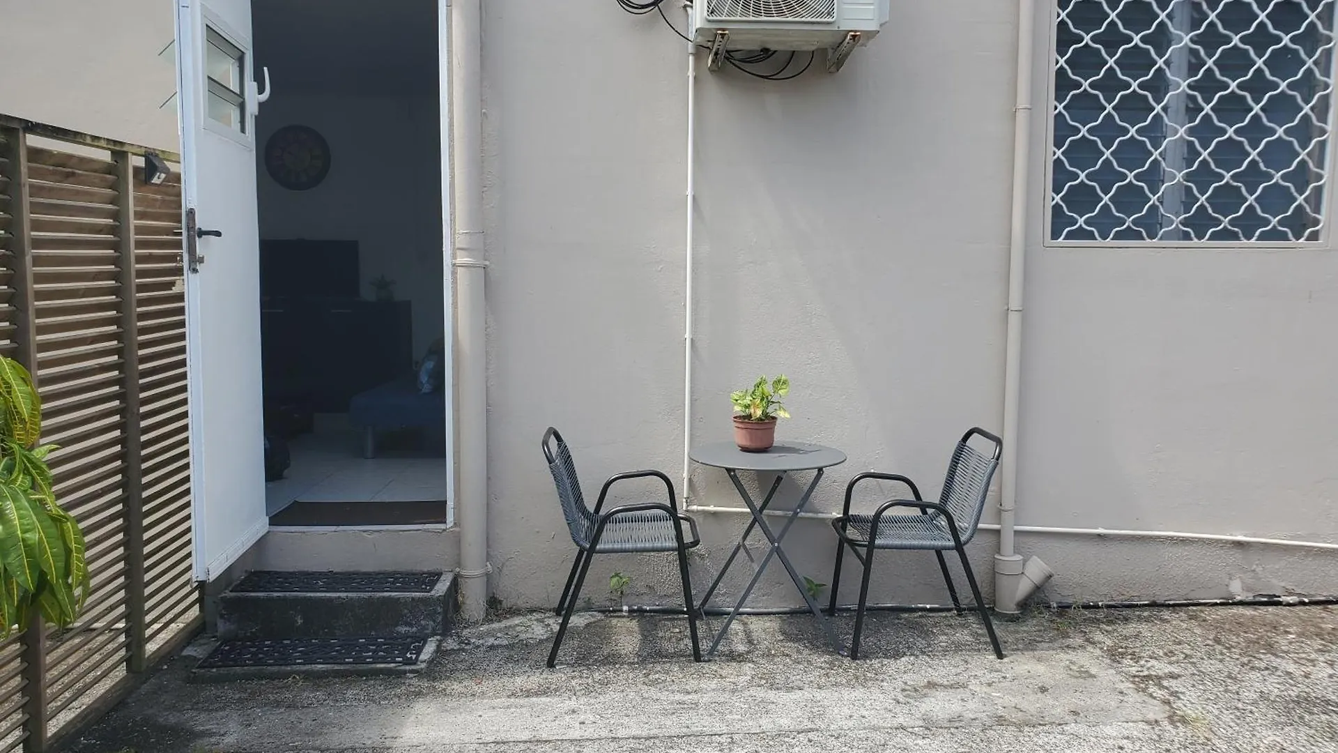 Ideal Couple, Travailleur - Proche De L'Aeroport 4Km - Parking Gratuit - Commerce Et Restauration A Proximite - Wifi 勒拉芒坦 马提尼克